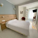 Amadora - Admite Mascotas ホテル 2*