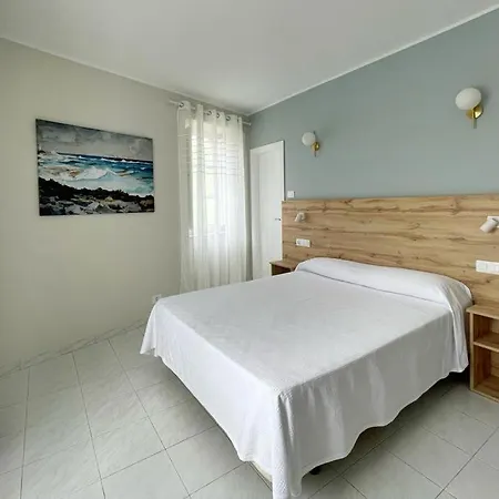 Amadora - Admite Mascotas 2* Barreiros