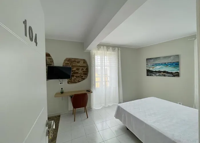 Amadora - Admite Mascotas Otel