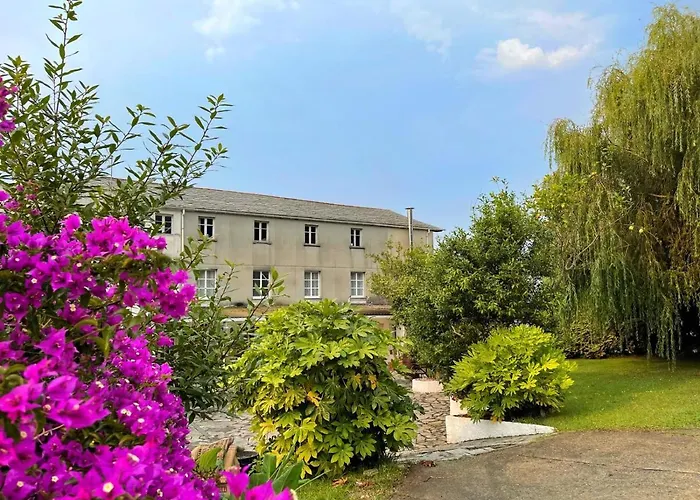 Amadora - Admite Mascotas Otel 2*